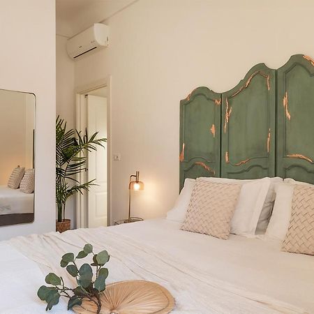 Ensemble Rooms Di Vayadu Alassio Bagian luar foto