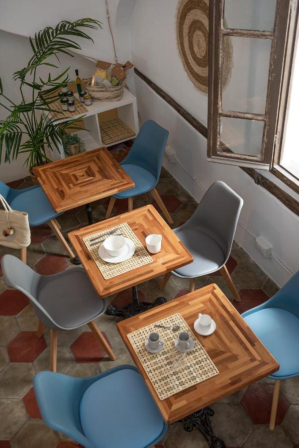 Ensemble Rooms Di Vayadu Alassio Bagian luar foto